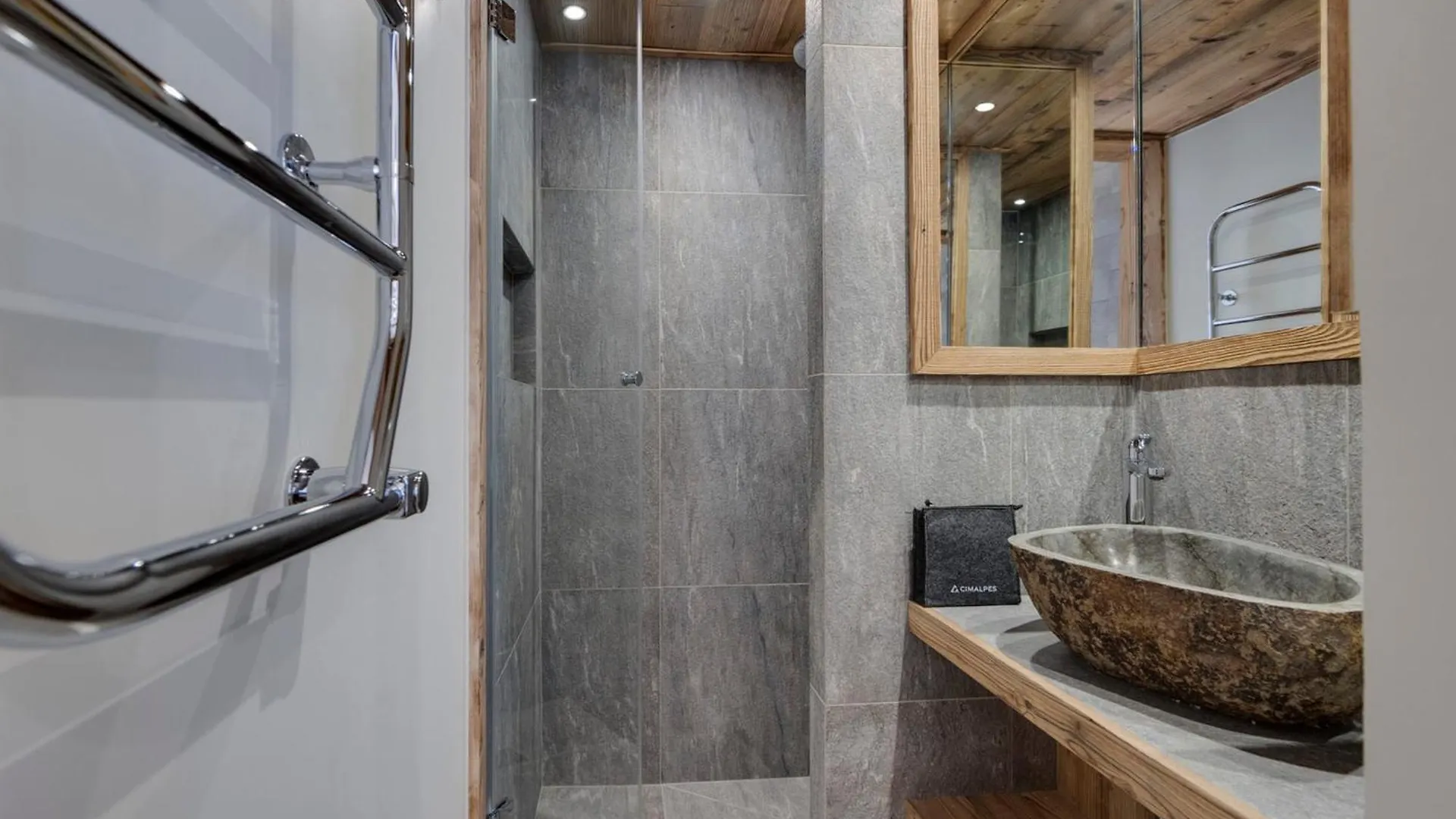 Appartement Duplex A Val D'Isere, Sauna, Cheminee, 4 Chambres En Suite, Parking, Pour 8 Personnes - Fr-1-567-123 0*, Валь-д'Изер Франция