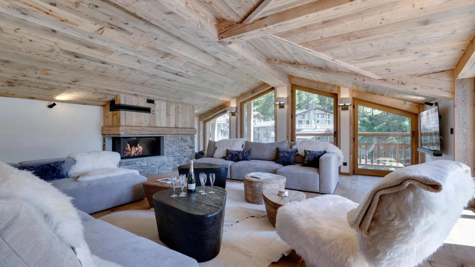 Appartement Duplex A Val D'Isere, Sauna, Cheminee, 4 Chambres En Suite, Parking, Pour 8 Personnes - Fr-1-567-123